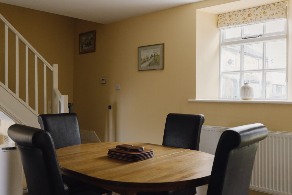 Dining table with 4 leather wooden chairs