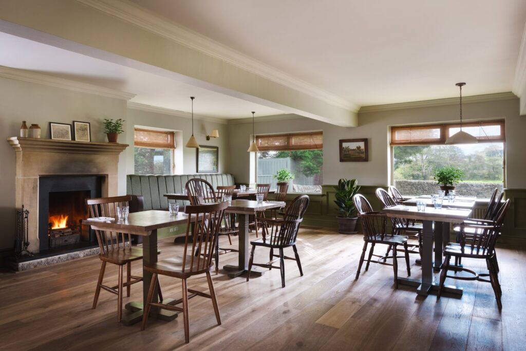 wide angle with fireplace